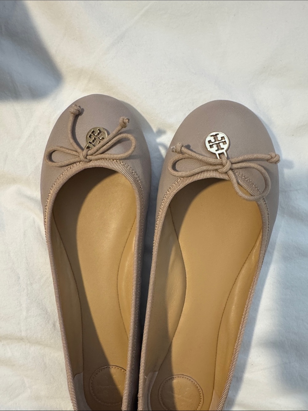 Tory Burch Neutral Taupe Leather Ballet Flats - Picture 3 of 5